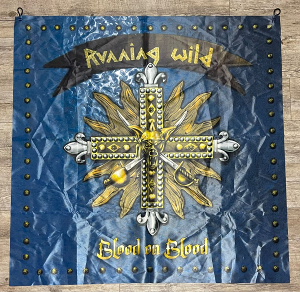 Running Wild Flagge - Blood on Blood